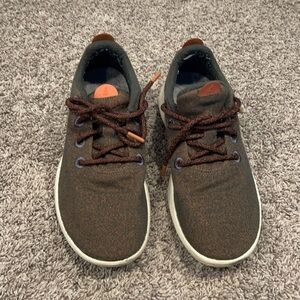 Allbirds Men’s Wool Runner-Up Mizzles Size M12 Terra White